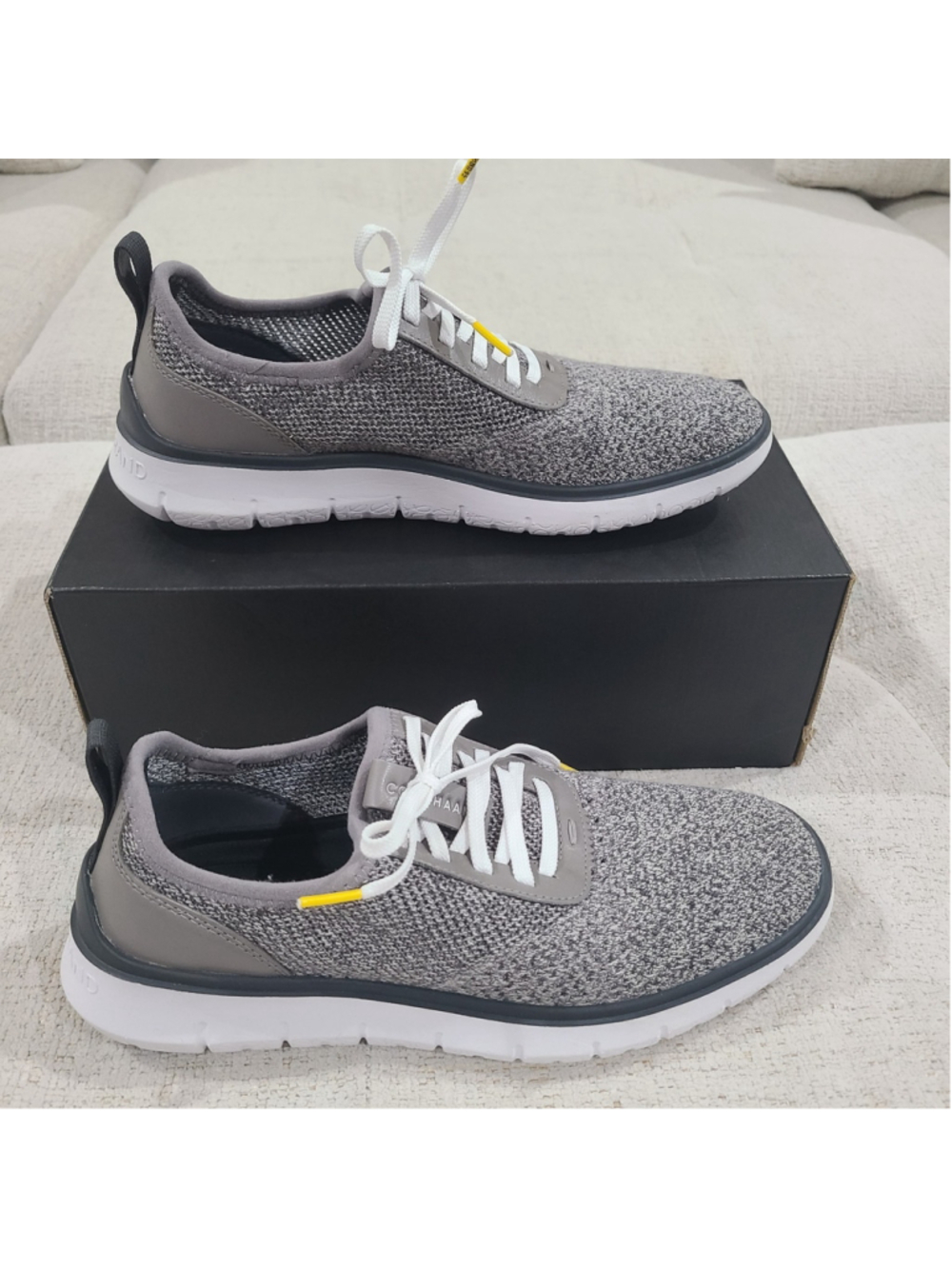 NEW Cole Haan Generation Zerogrand Sneaker Gray Knit White Yellow Size 8 Mens